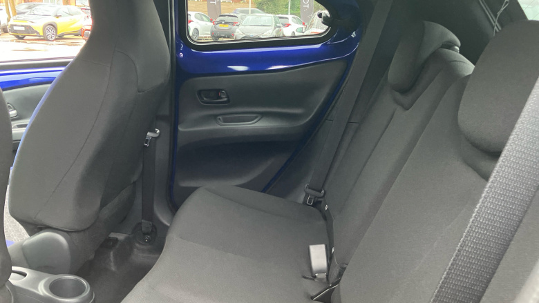 Toyota Aygo X 1.0 VVT-i Edge 5dr Petrol Hatchback